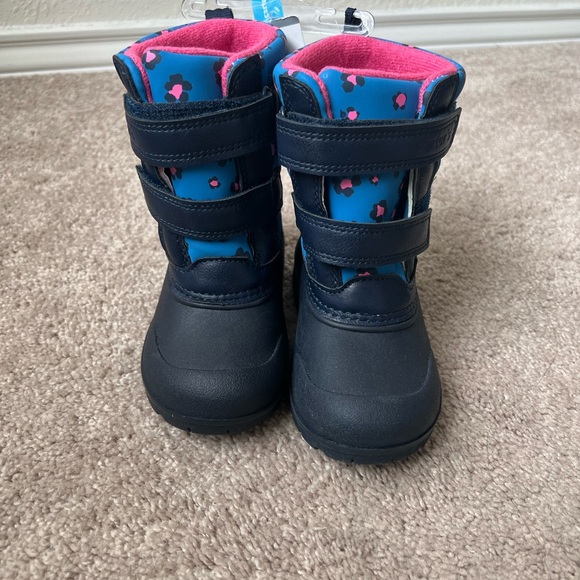 New Carters Toddler Girl Leopard Print Snowboots - Picture 13 of 14